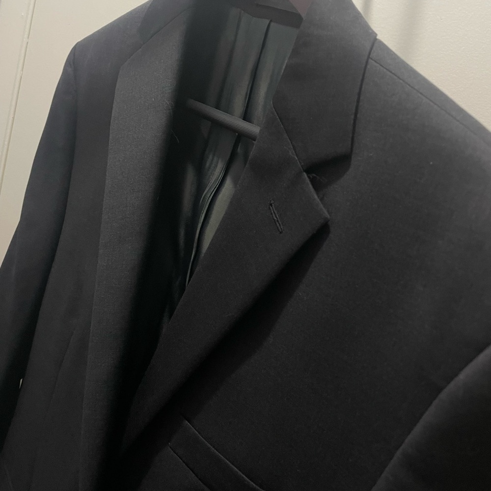 CALVIN KLEIN BLAZER 42 S 100% Wool Dark Gray Double Vented 2 Button 9.9/10